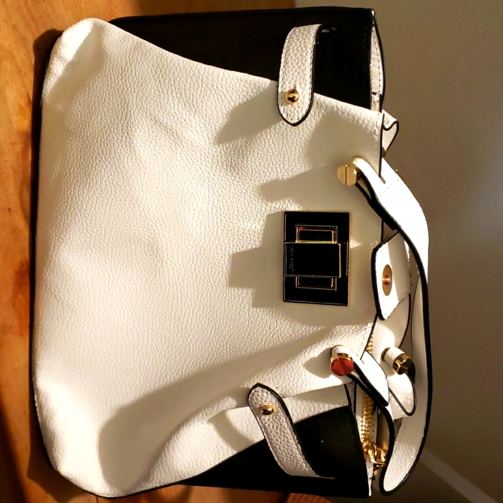 NEW Steve Madden purse